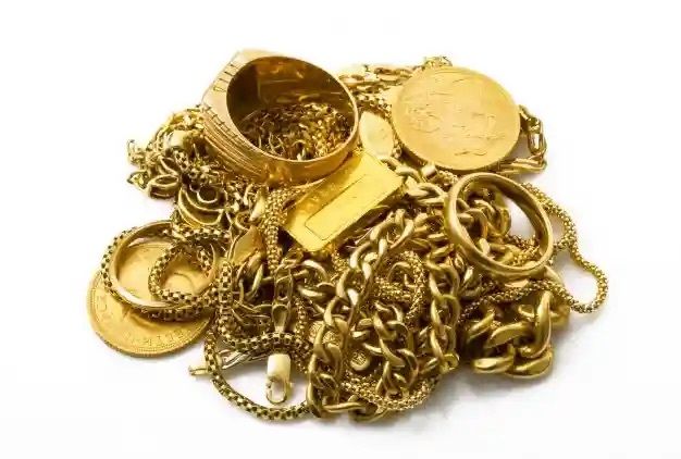 gold ring jewellery