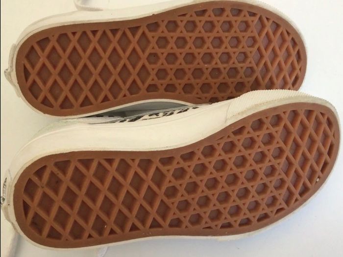 Little girls Vans Trainers in vgc Eu 27 Uk 10 infant