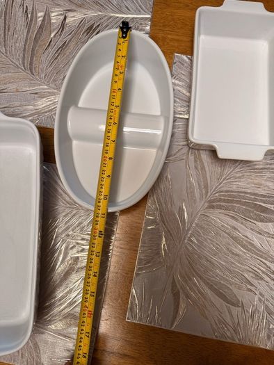 Ceramic baking trays