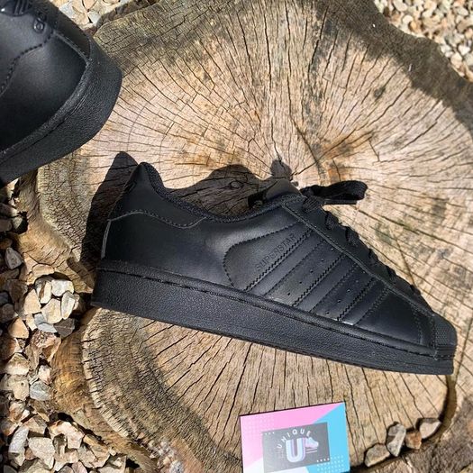 Classic Adidas Superstar All Black