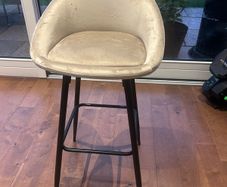 bar stool