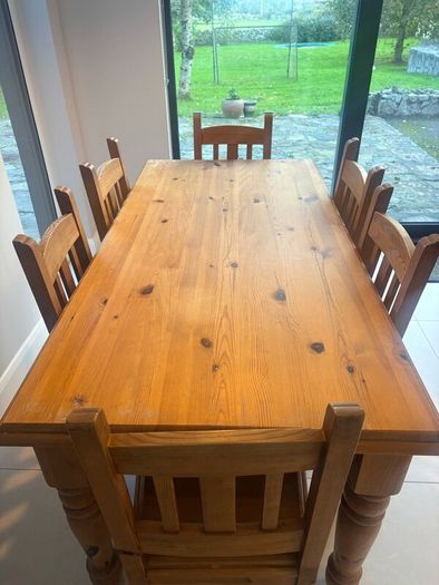 Farmhouse solid oak kitchen table and six chairs