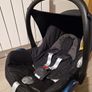 Immaculate car seat and Isofix base Image 2