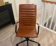 leather chair - read ad