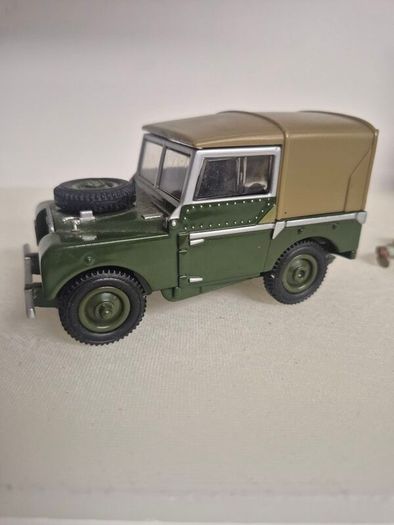 Britains deetail land rover & ww2 soldiers