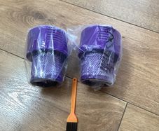 Dyson V 10.  Filter