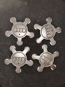 Audi Spyder hub cap 135mm x 4