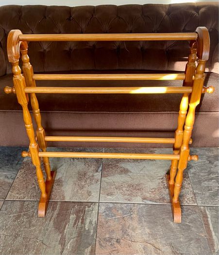 Antique Victorian Style Free Standing Pine Country Wooden Towel Rail Stand Rack