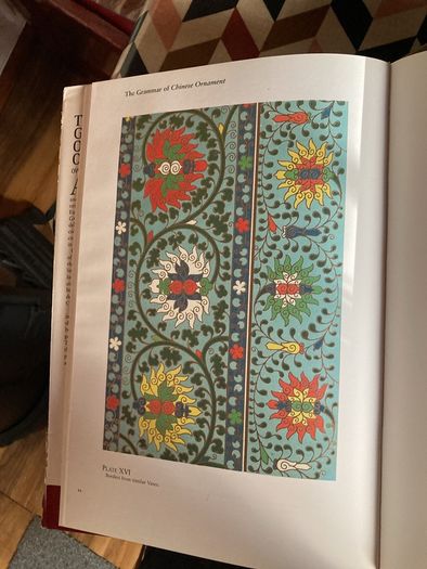 book on the grammar of Chinese ornament.