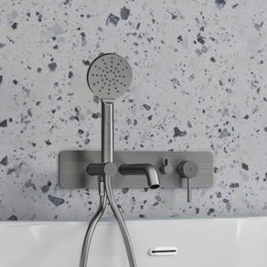 wall mounted bath shower mixer