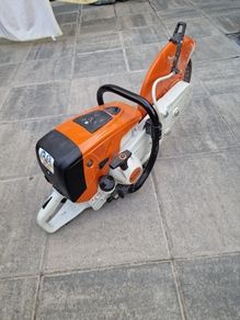 Concrete saw