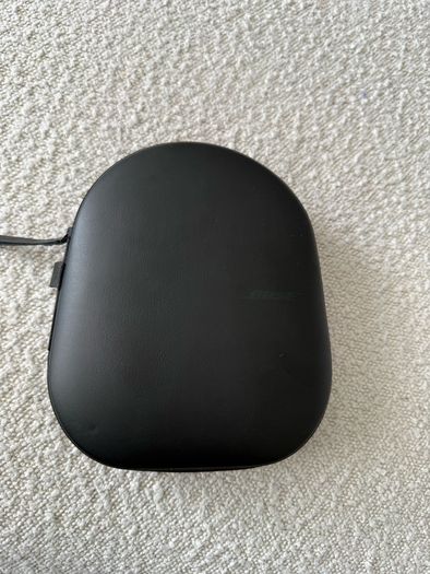 Bose 700 noise cancelling headphones
