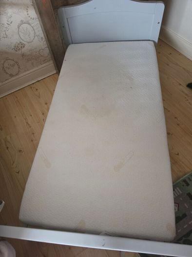 toddler bed with mattress
