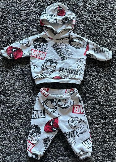 Marvel hoodie and sweatpants