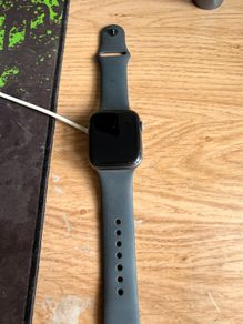 Apple Watch Series 4 - 44mm