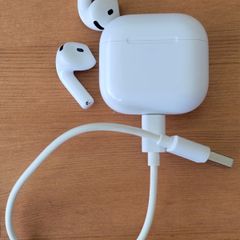 AirPods 4