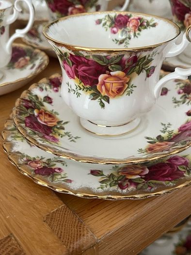 Royal Albert "Old Country Roses" tea trio