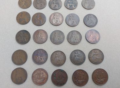 English Half Penny x 25 Date Run 1916 To 1940