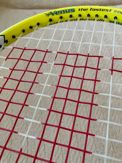 tennis rocket Wilson 3 7/8" Serena