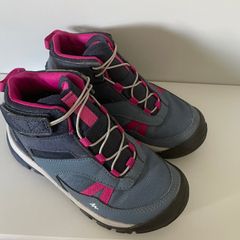 Boys & Girls boots / shoes / Decathlon shoes
