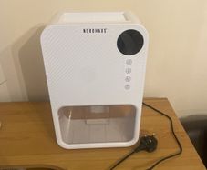 Air Dehumidifier Moisture Absorber For Repair or Parts
