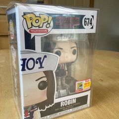 Stranger Things Robin Funko Pop 674.