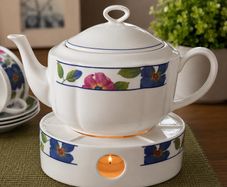 Winterling Teapot & Warmer