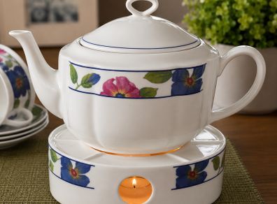 Winterling Teapot & Warmer