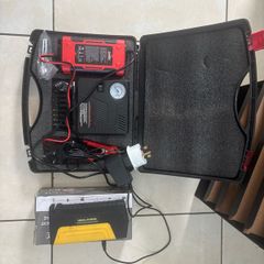 automobile emergency mobile power supply three bright emergency lights