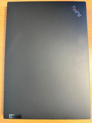 lenovo Thinkpad P16s Gen1 i5