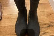 wellies