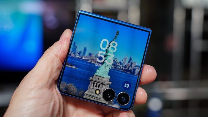 Samsung flip 7 unlocked