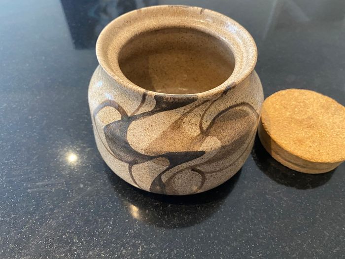 Ceramic vintage  pot with cork lid