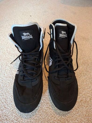 boxing shoes Lonsdale