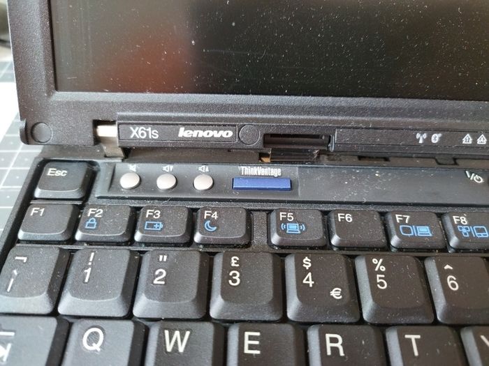 Lenovo ThinkPad X61s laptop