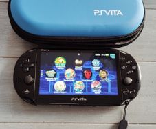 Ps Vita Slim Modded 128gb Henkaku almost Mint
