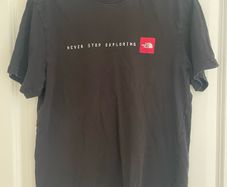 North Face T Shirt. Size Small.