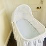 vintage style moses basket Image 3