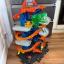 Hot Wheels City Ultimate Garage Playset T-Rex Edition Image 2