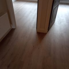 Floor/floor fitter