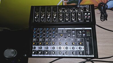 Mackie Mix 12fx Mixer