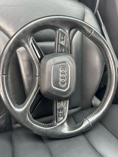Audi q7 steering wheel