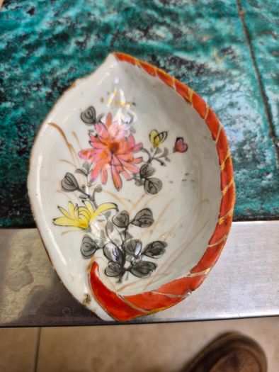 Vintage Japanese Kutani dish