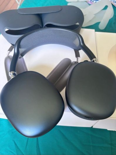 AirPods Max