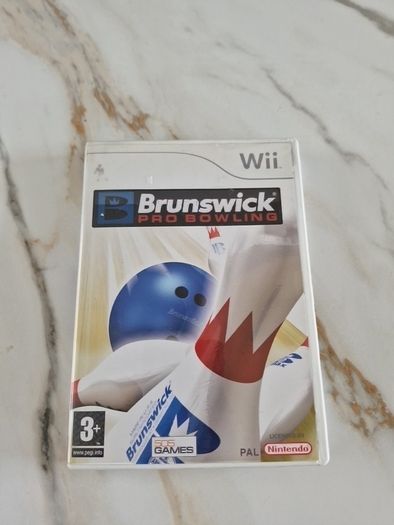 Nintendo Wii Brunswick Pro Bowling Game