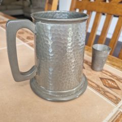 Pewter tankard & 1/4 Gill content