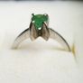 Vintage 925 Sterling Silver Ring with Green Stone Image 4