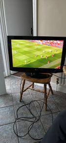 LG 32 inch TV