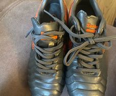 Saekeke kids football boots size EU 30