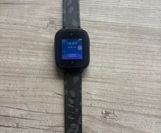 Kids watch
